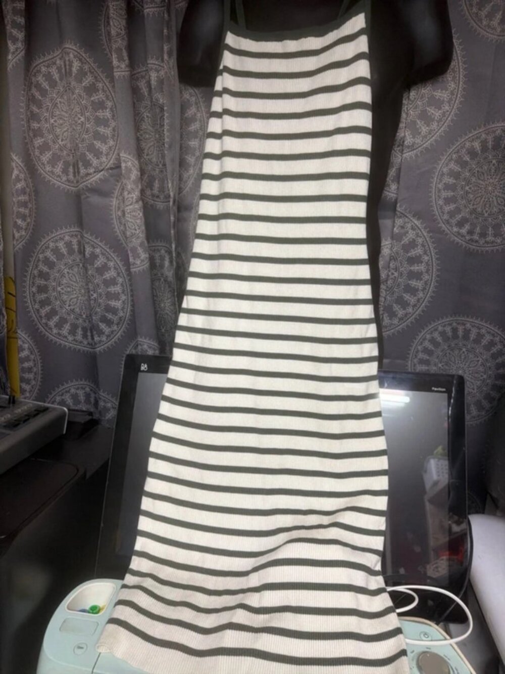 Freshman rubbed green white tank dress